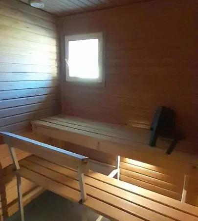 Апартаменты Huoneisto Riekko *